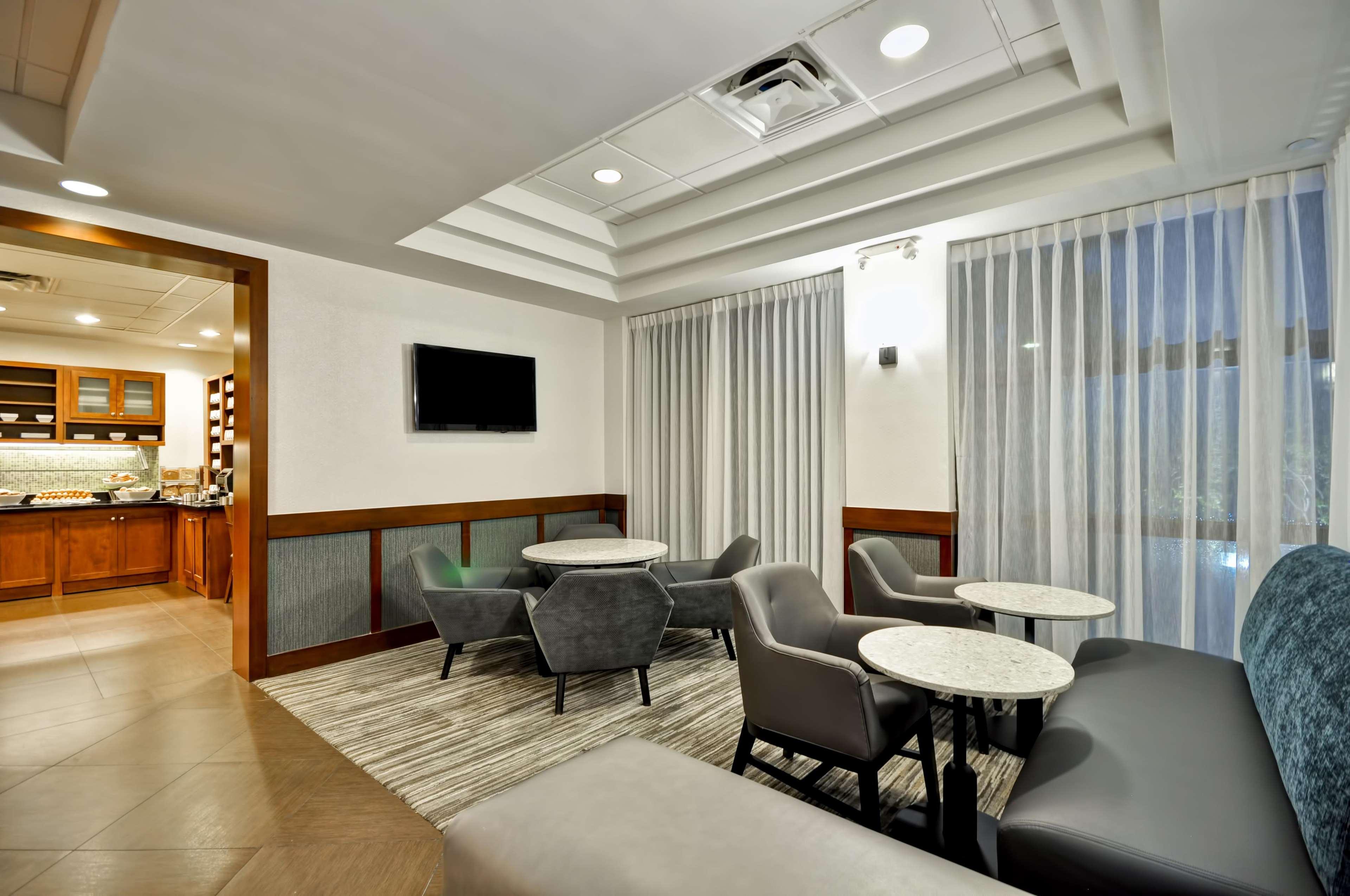 Hyatt Place Tampa Airport/Westshore Экстерьер фото