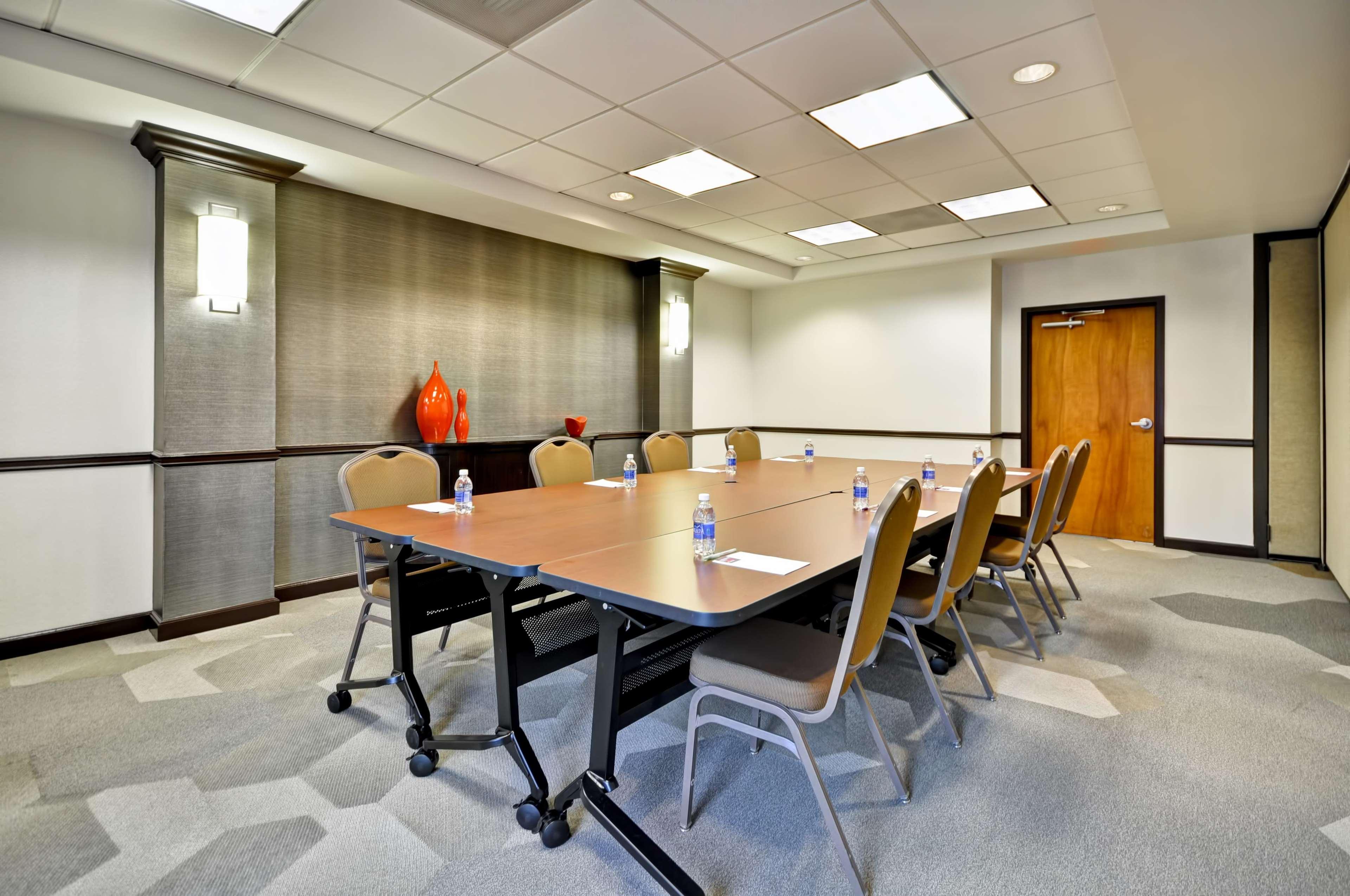 Hyatt Place Tampa Airport/Westshore Экстерьер фото